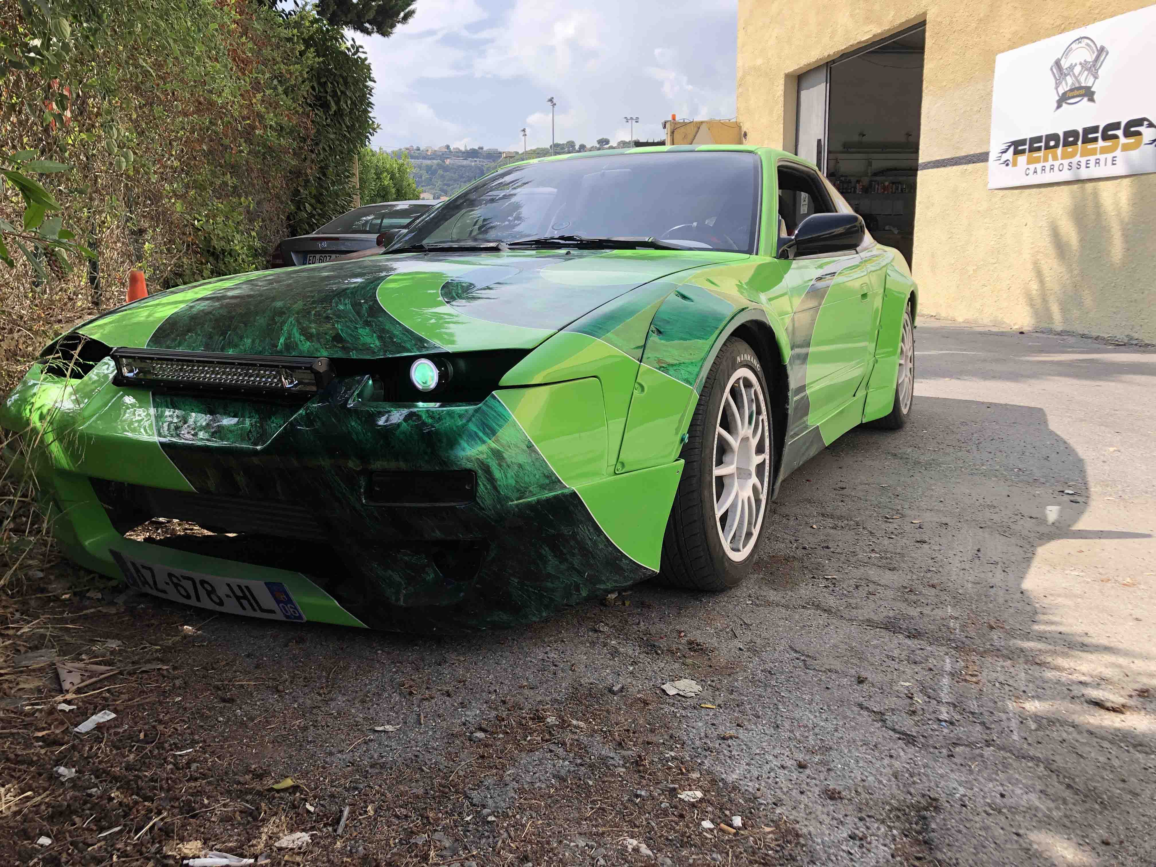 voiture verte